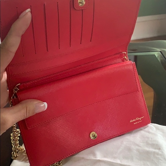 Salvatore Ferragamo wallet on chain - Picture 2 of 8
